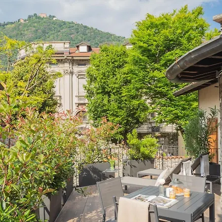 Ice Queen Chamber By Rent Como