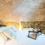 Ice Queen Chamber By Rent