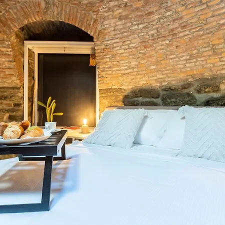 Ice Queen Chamber By Rent * Como