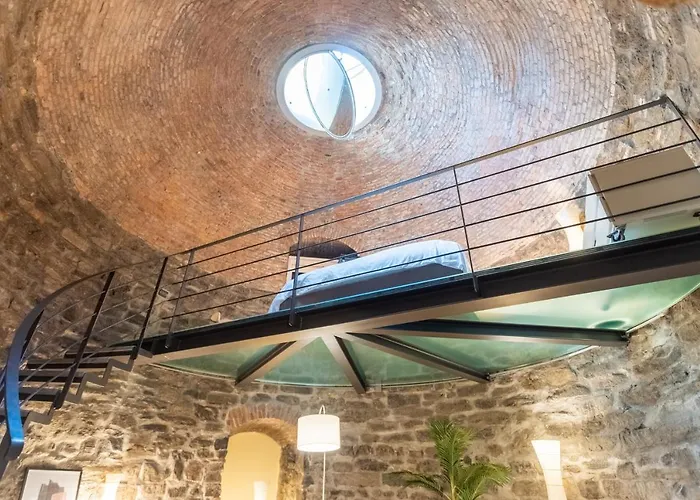 Ice Queen Chamber By Rent * Como