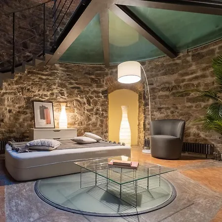 Ice Queen Chamber By Rent *