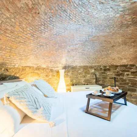 Ice Queen Chamber By Rent